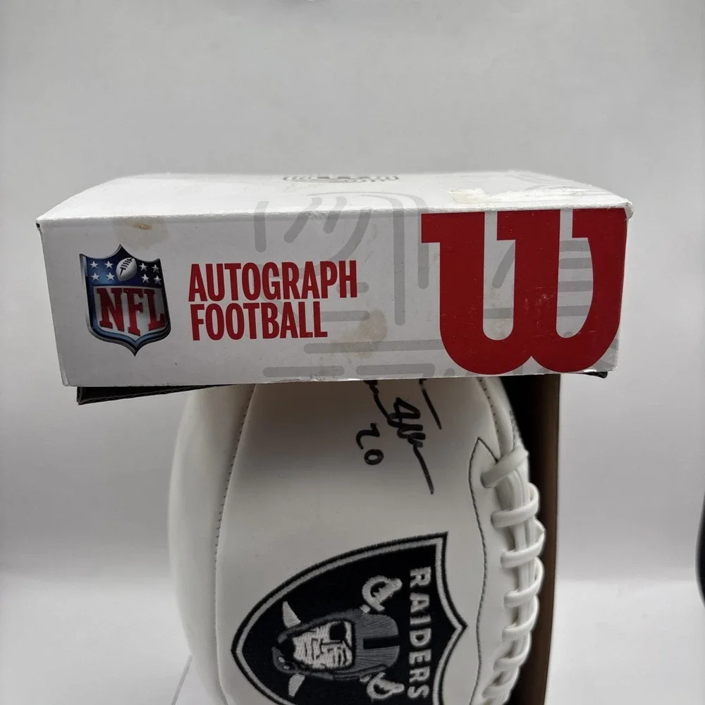RAIDERS WILSON‎ LIVE ENABLED SIGNATURE AUTOGRAPHED FOOTBALL Darren McFadden #20